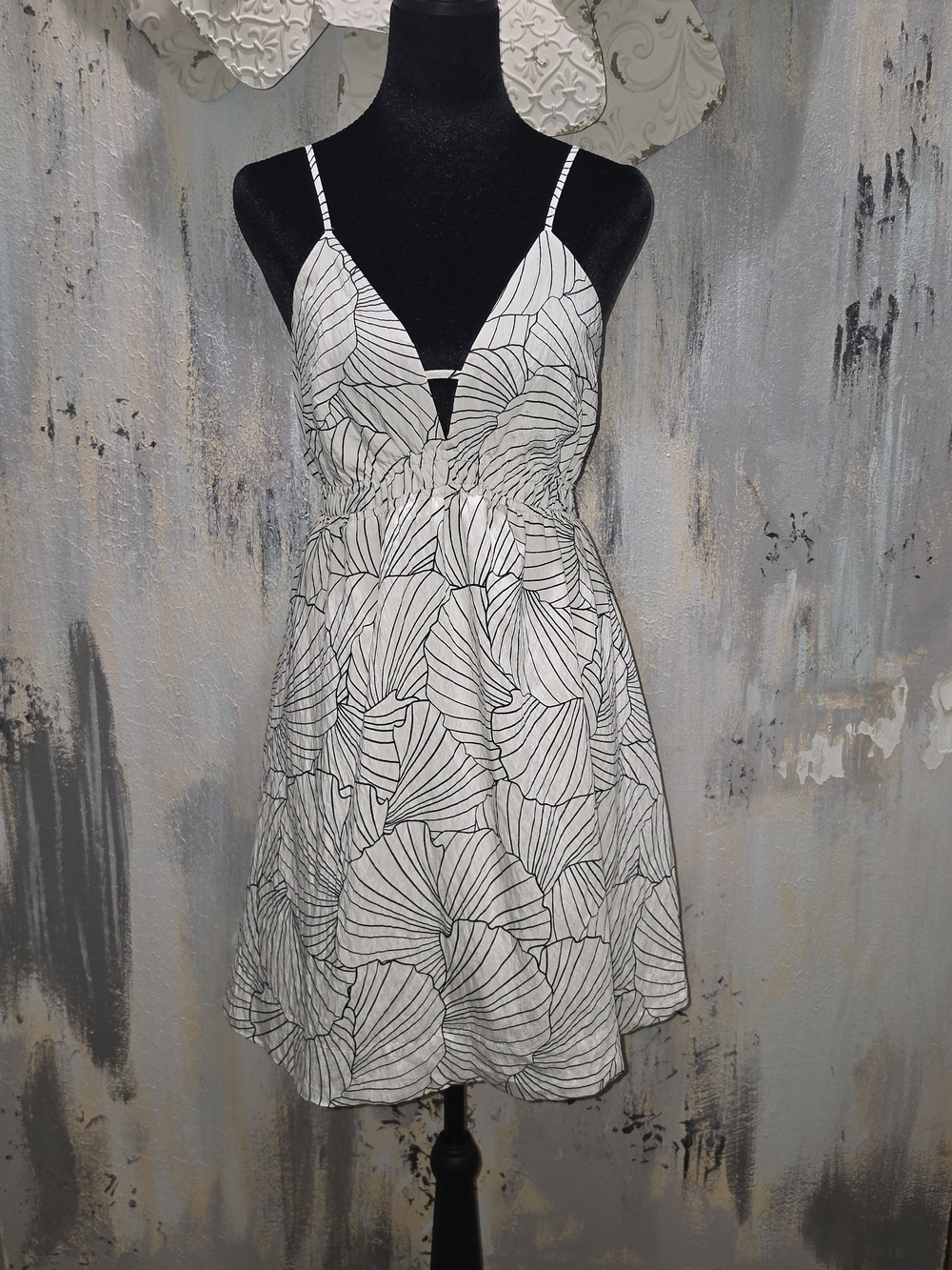 a new day Feminine Cream and Black Printed Spaghetti Strap Mini Dress Size XS
